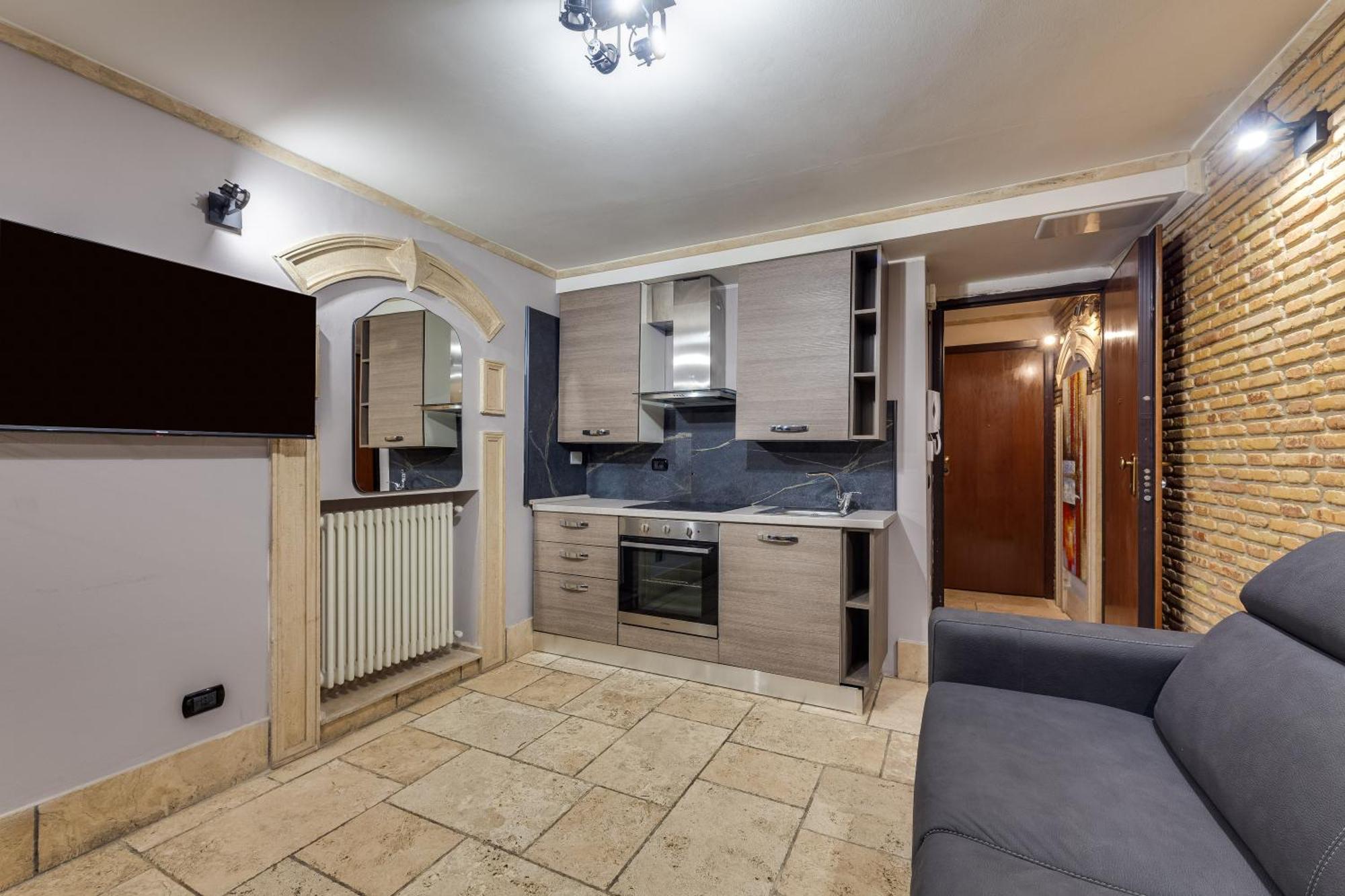 Oliviero - Piazza Navona Apartment Rome